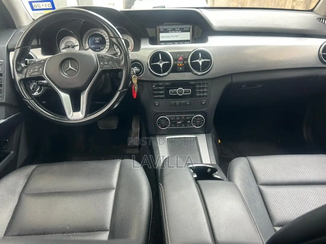 Mercedes-Benz GLK-Class Base GLK 350 4dr 4x2 (3.5L 6cyl 7A) 2015 Silver