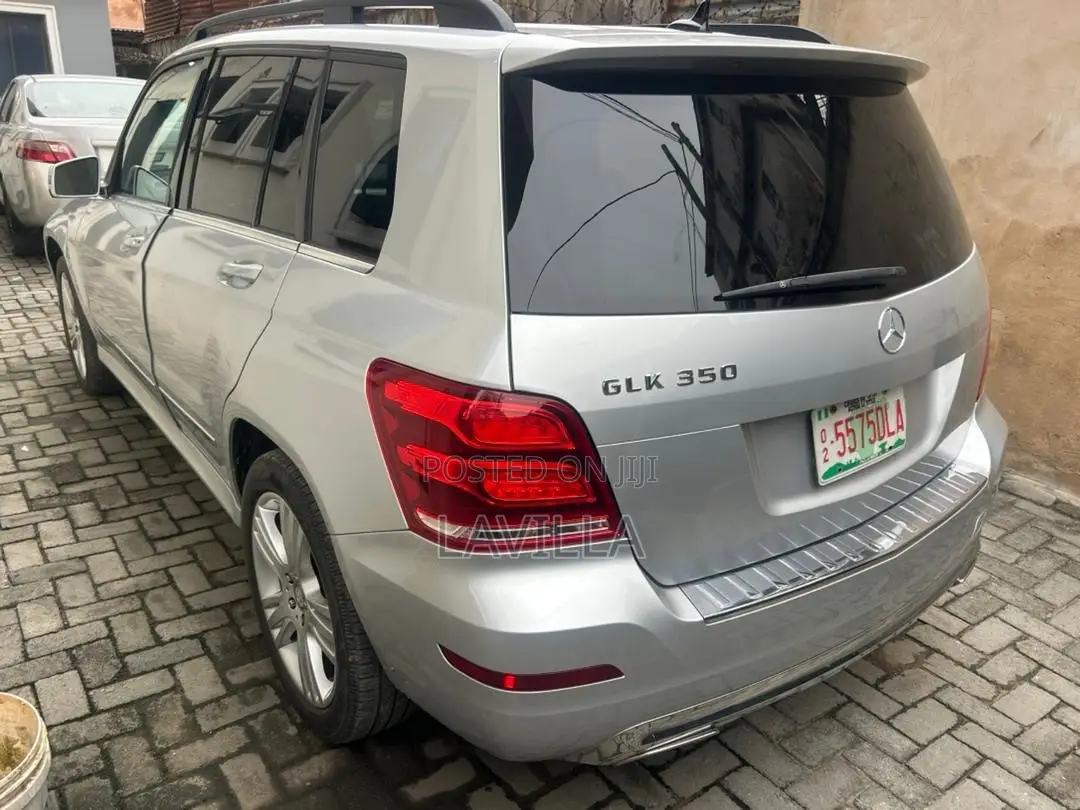 Mercedes-Benz GLK-Class Base GLK 350 4dr 4x2 (3.5L 6cyl 7A) 2015 Silver