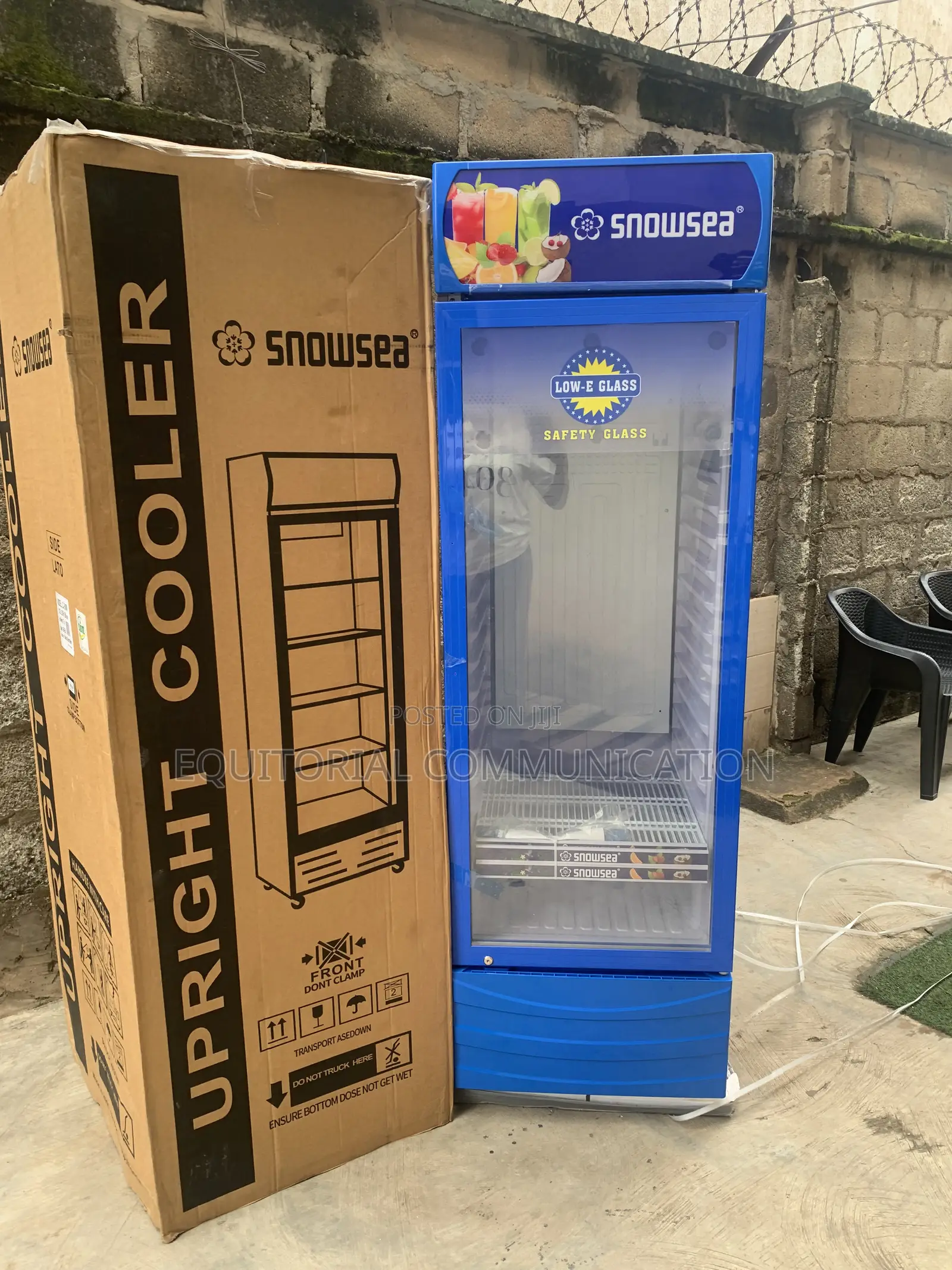 SNOWSEA Glass Display Chiller for Business