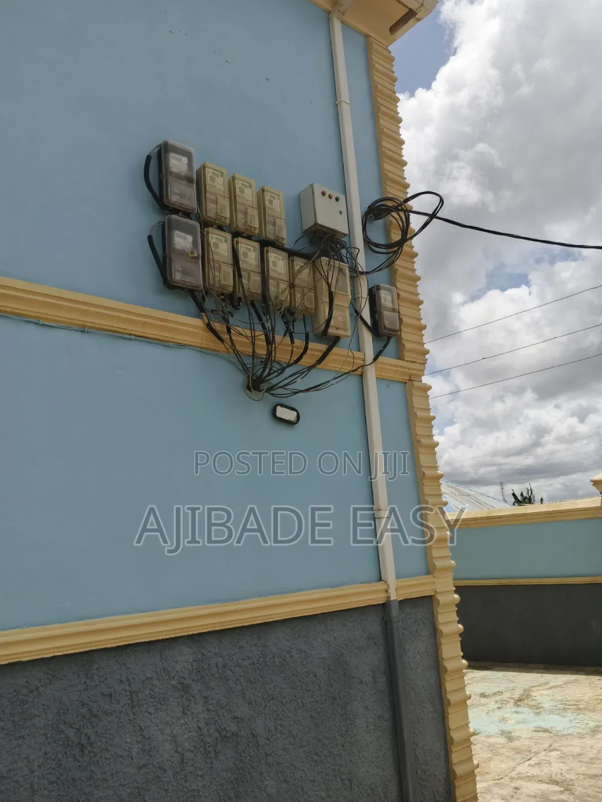 Mini Flat in Ayobo for rent