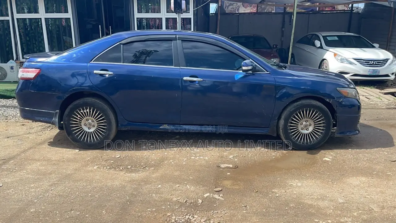 Toyota Camry SE V6 4dr Sedan (3.5L 6cyl 6AM) 2008 Blue