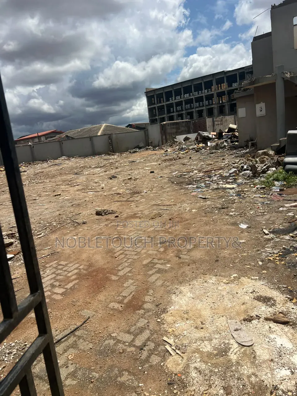 Land Along the Road for Commercial
