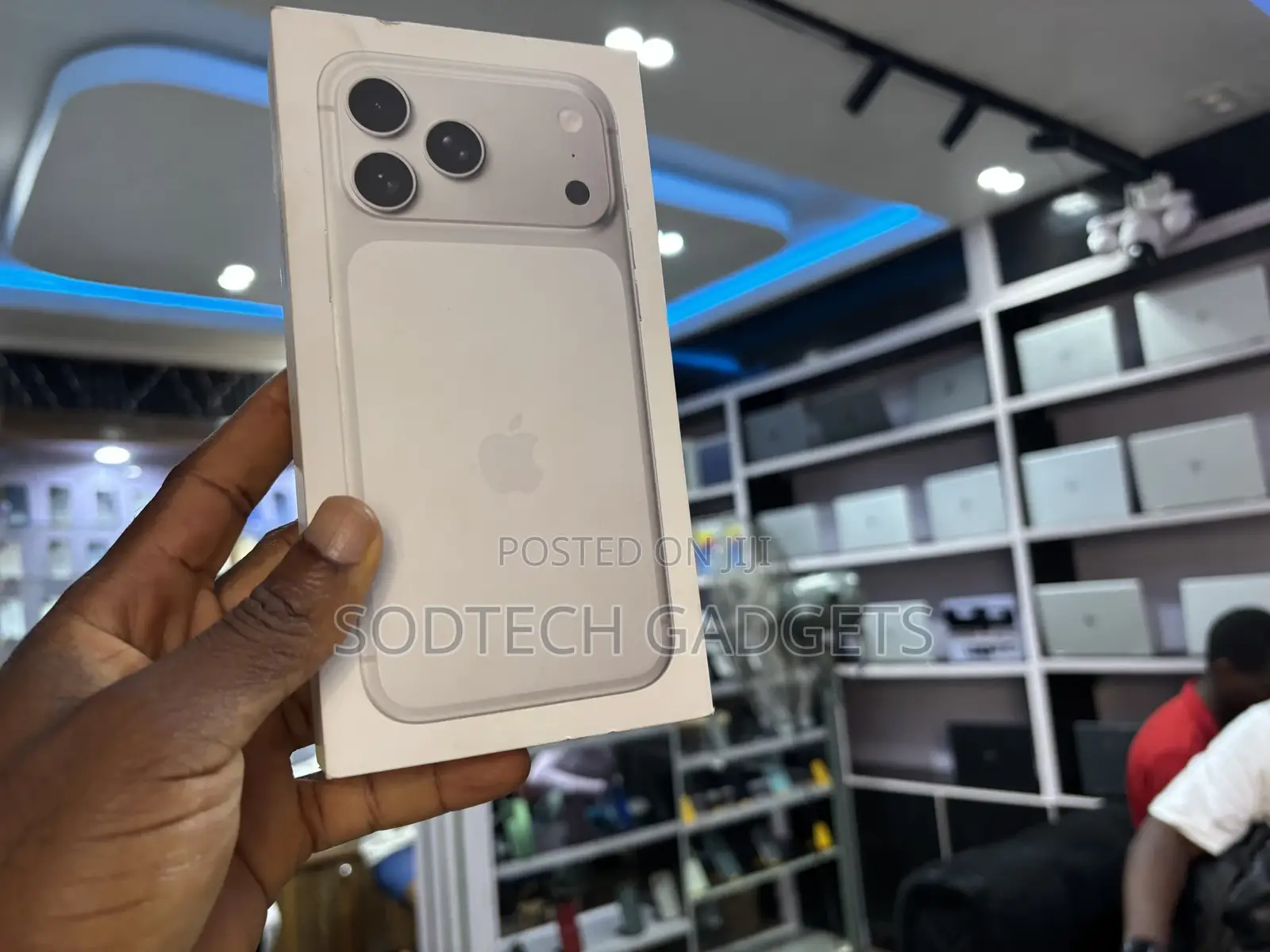 New Apple iPhone 17 Pro Max 256 GB Silver