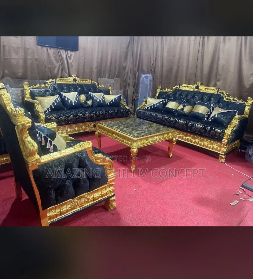 Luxury Classic Sofa Set – Elegant Living Room Sofa