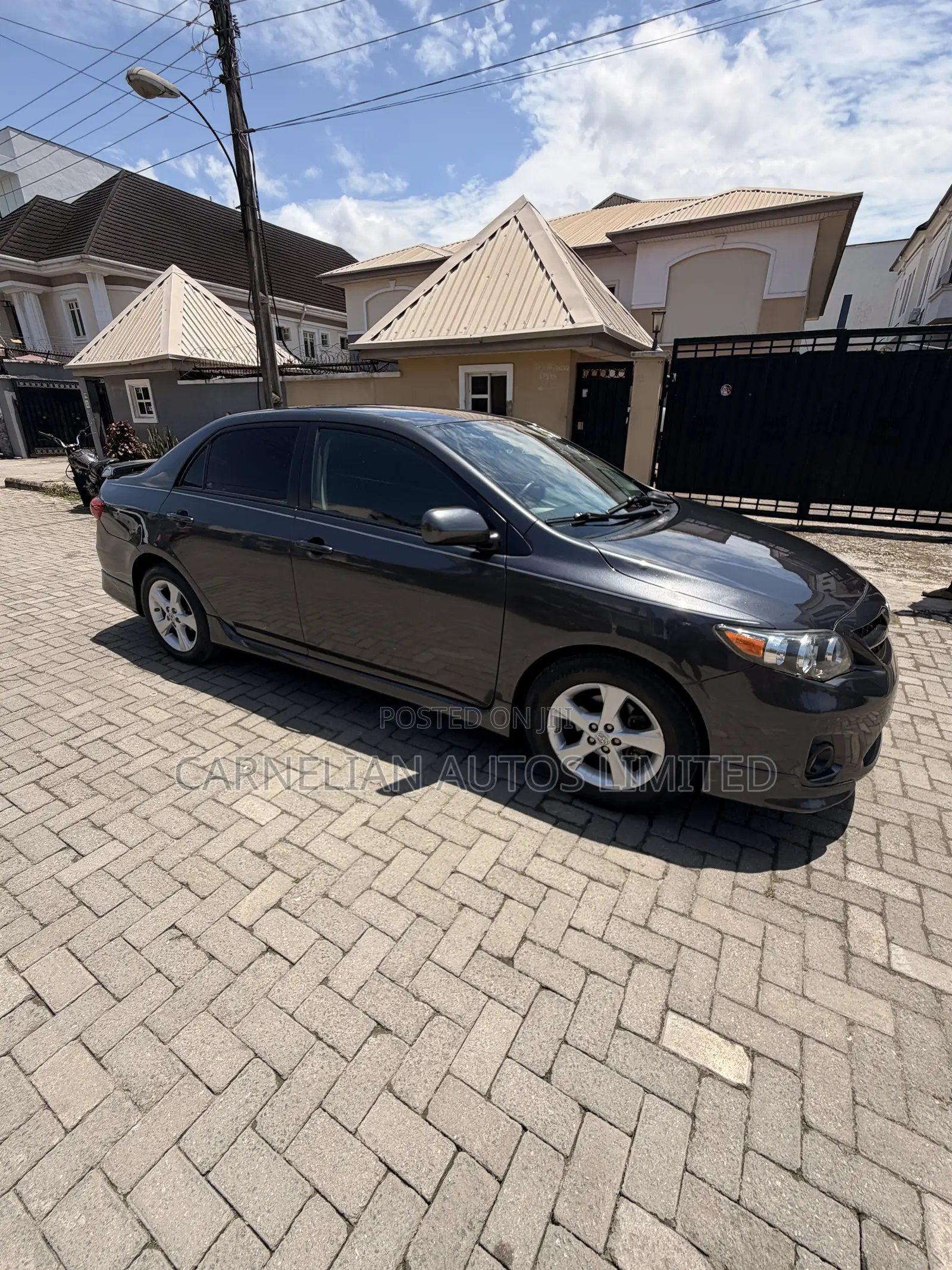 Toyota Corolla S 4dr Sedan (1.8L 4cyl 4A) 2013 Gray