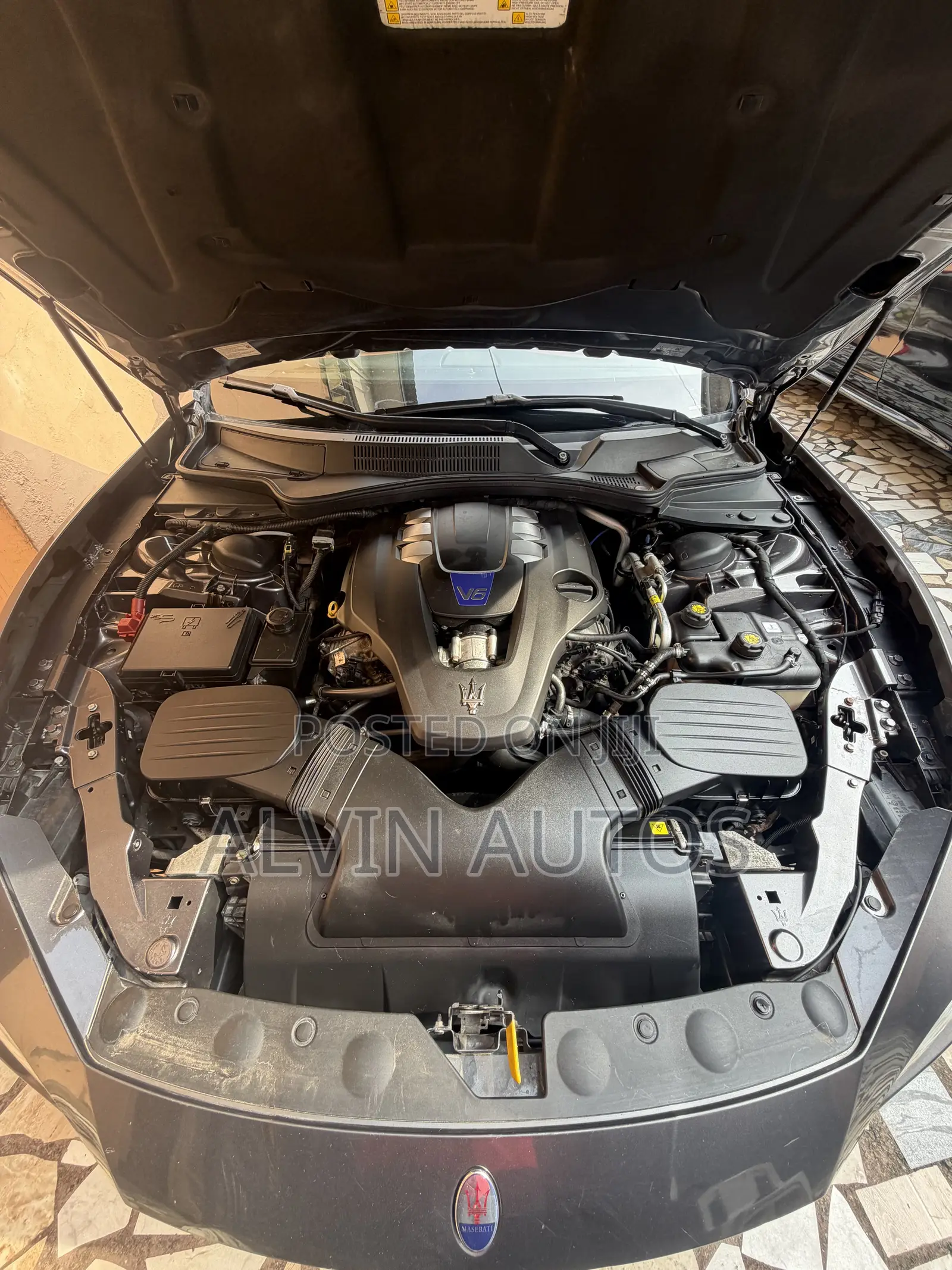Maserati Ghibli S Q4 4dr Sedan AWD (3.0L 6cyl Turbo 8A) 2014 Gray