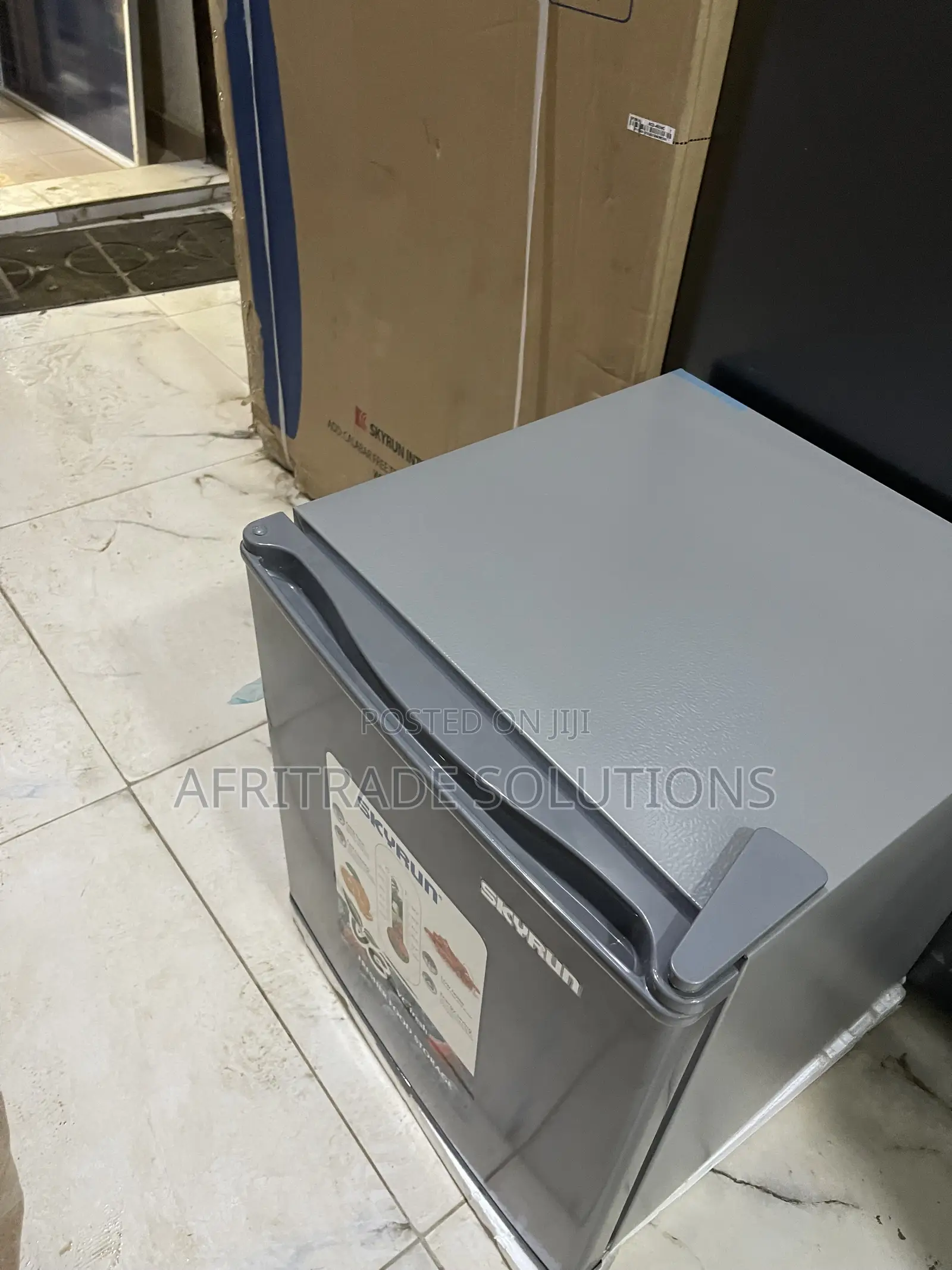 Skyrun BCD-50HW Bedroom Refrigerator