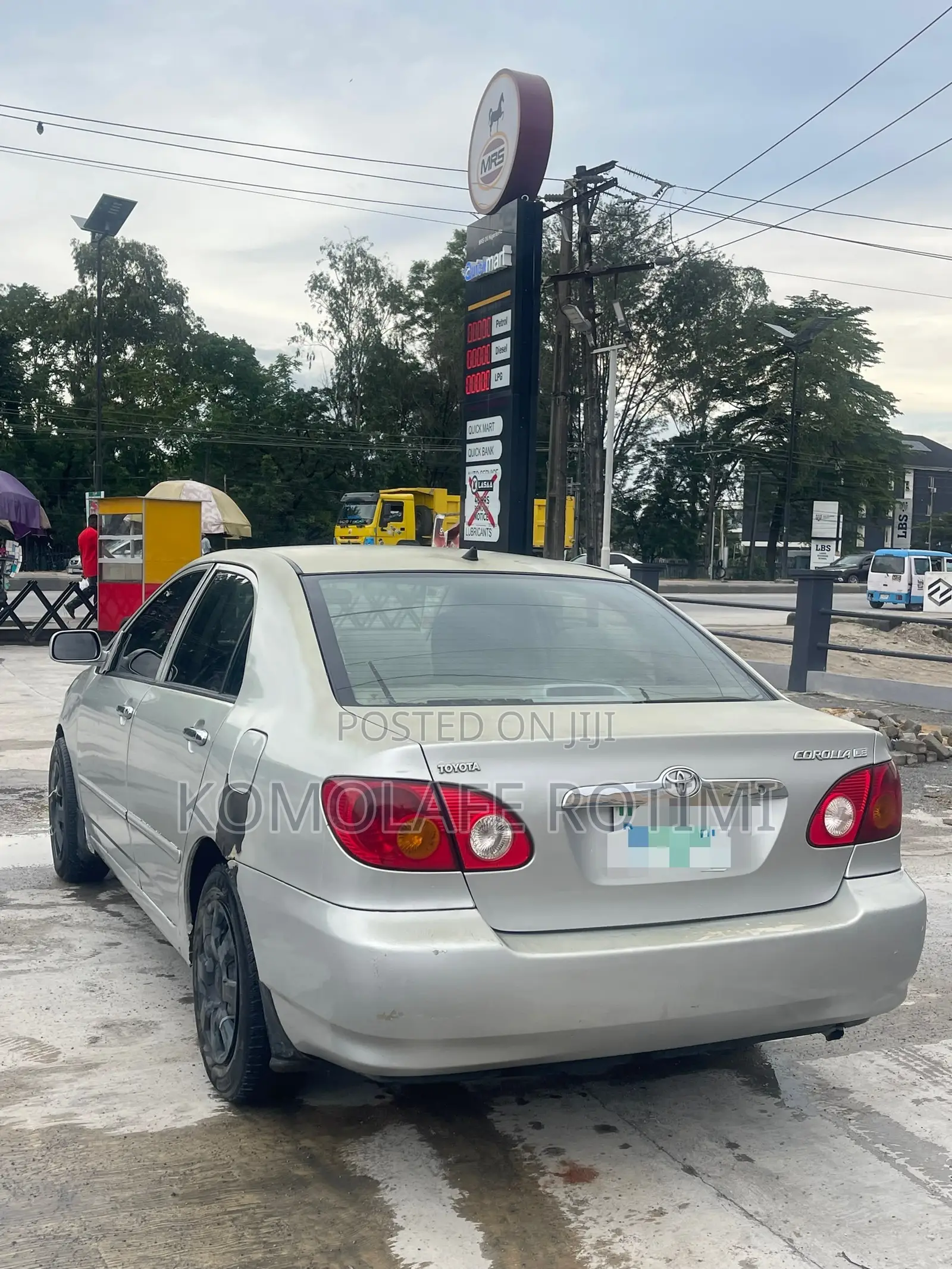 Toyota Corolla LE 2004 Silver