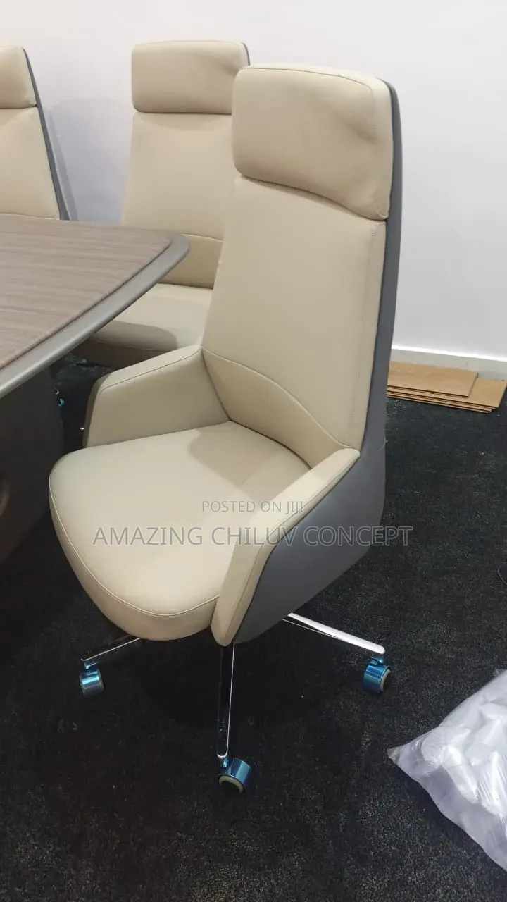Luxury Executive Office Chair -Premium Leather