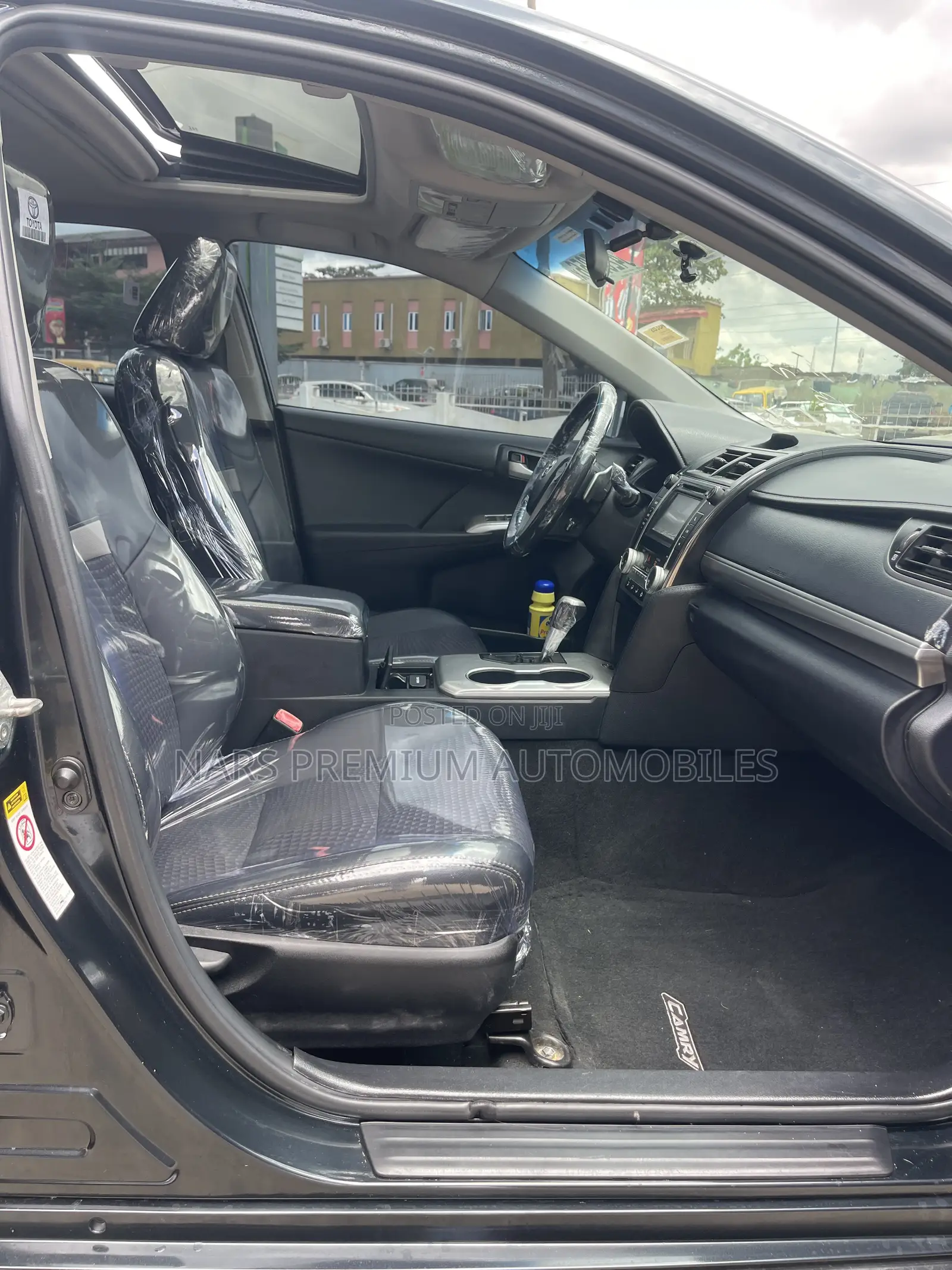 Toyota Camry SE 4dr Sedan (2.5L 4cyl 6A) 2013 Black