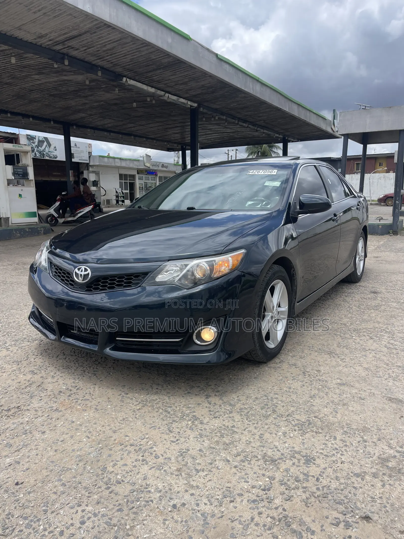 Toyota Camry SE 4dr Sedan (2.5L 4cyl 6A) 2013 Black