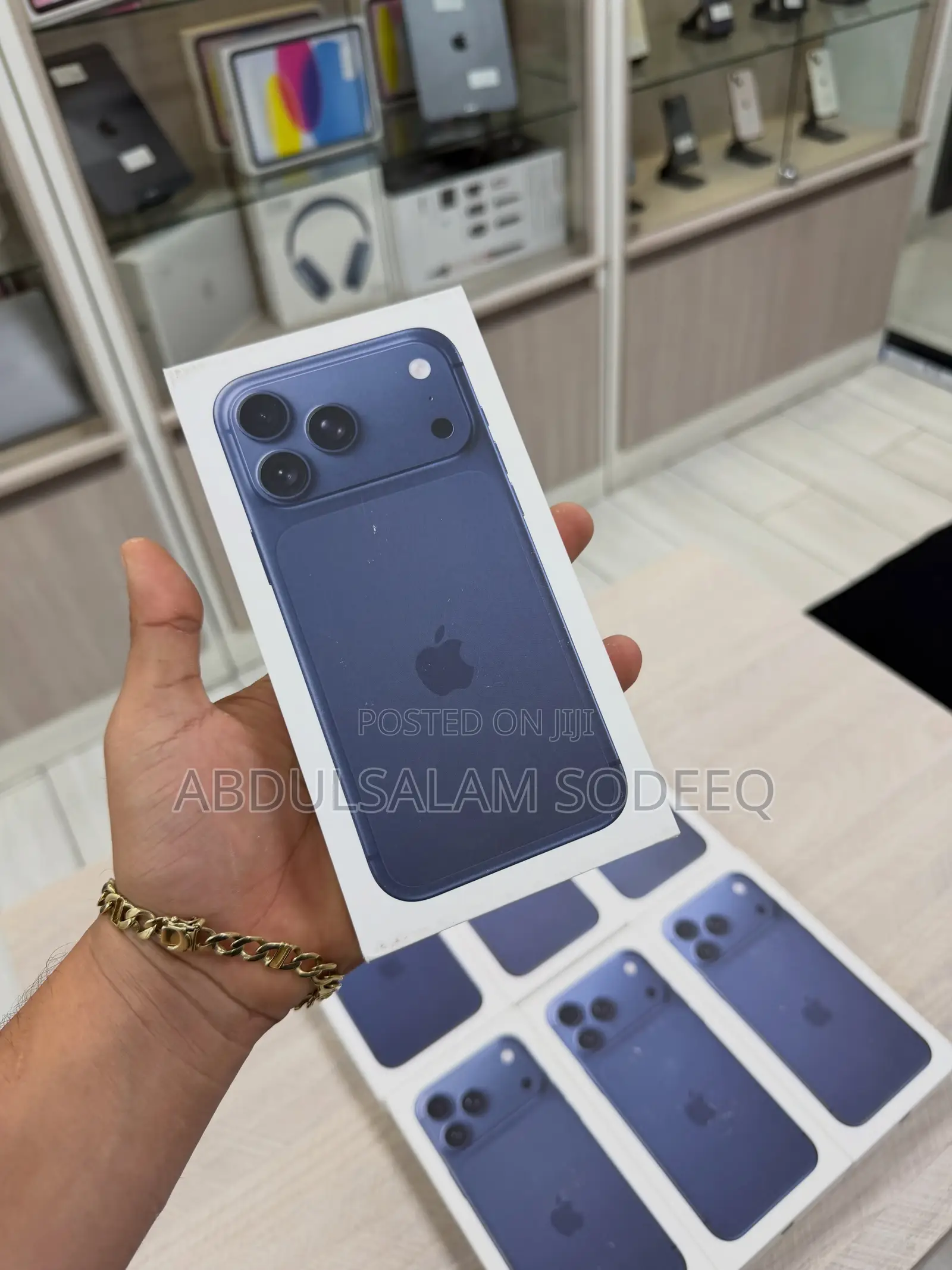 New Apple iPhone 17 Pro Max 256 GB Blue