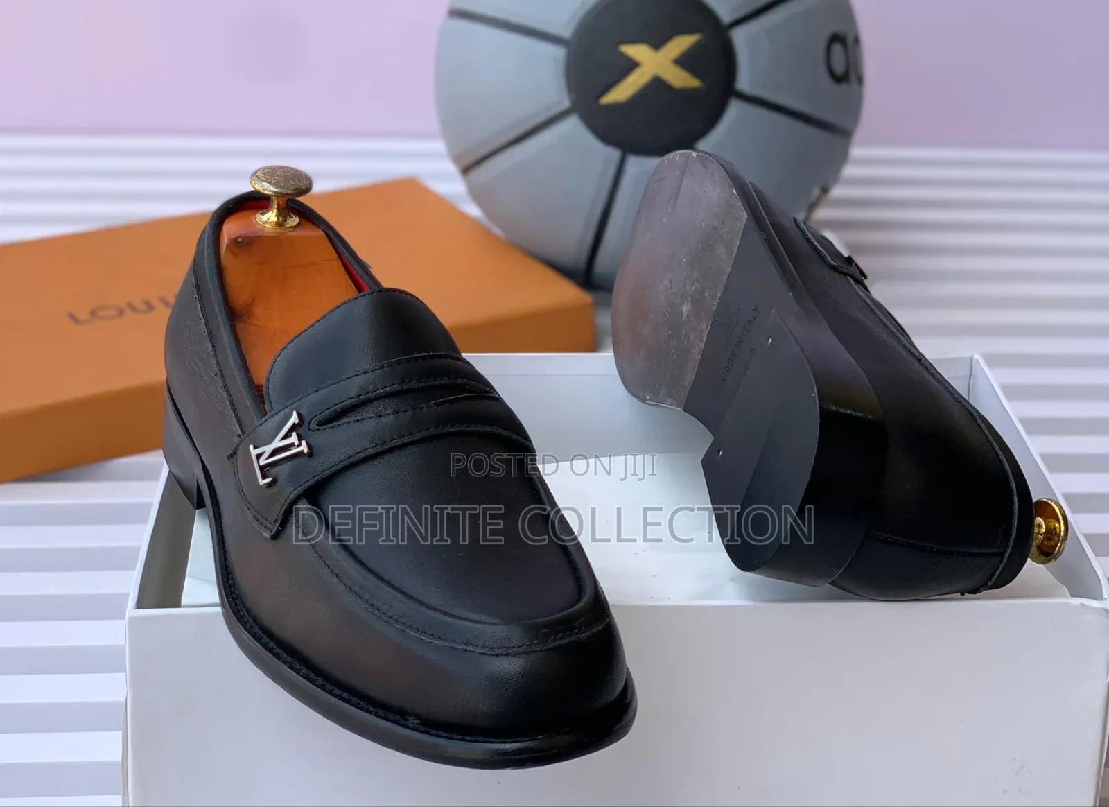 LOUIS VUITTON Top Quality Shoe