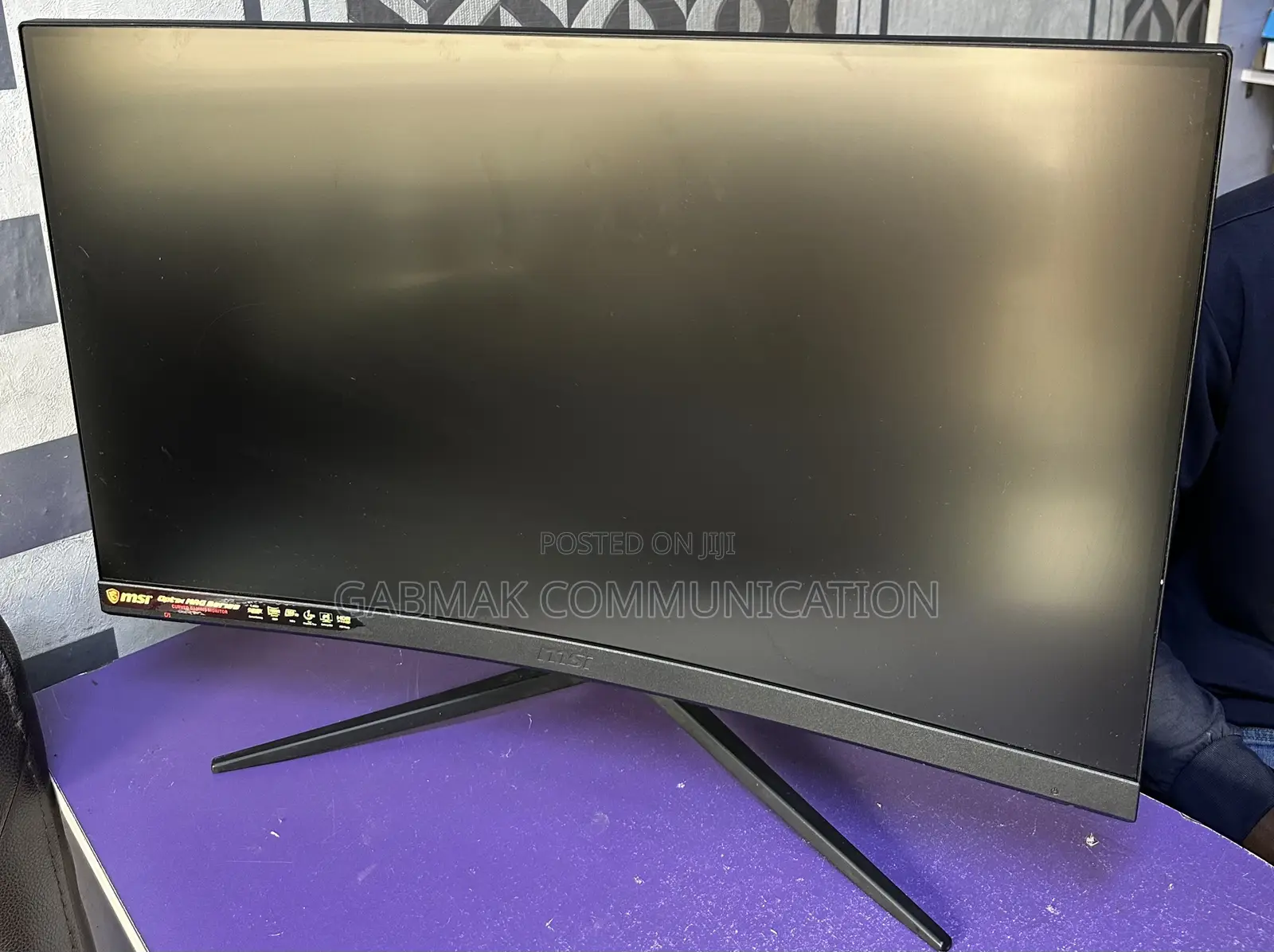 Gaming Curved Monitor 27’ Inches