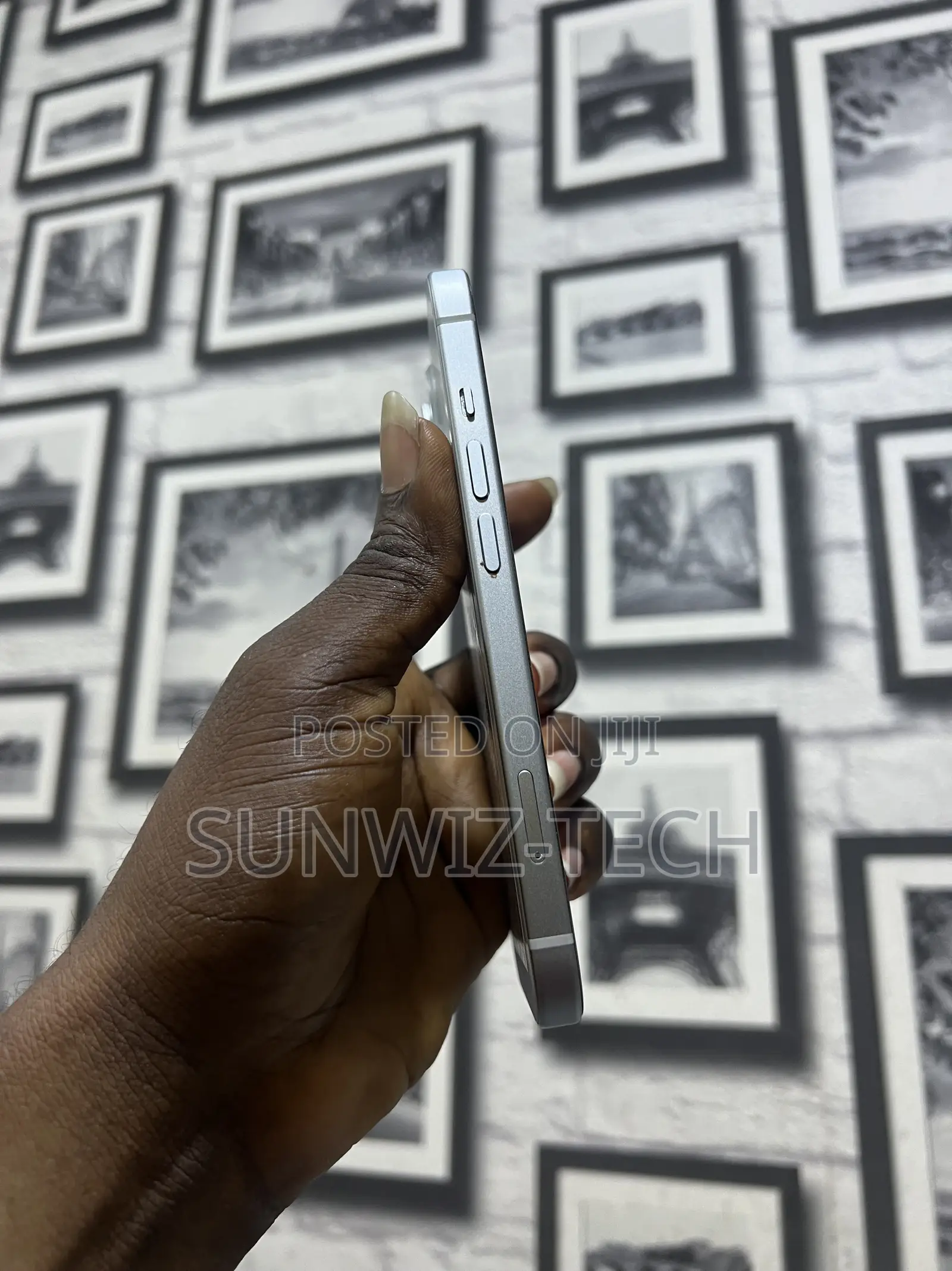 Apple iPhone 15 128 GB Silver