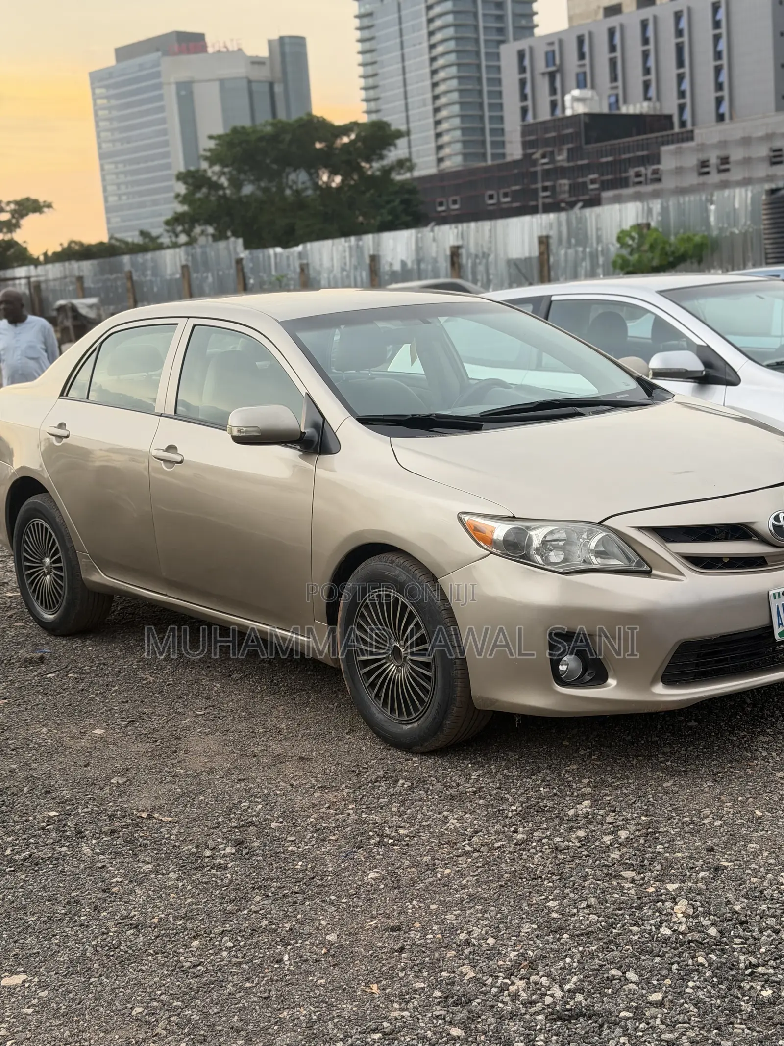 Toyota Corolla 2009 Gold