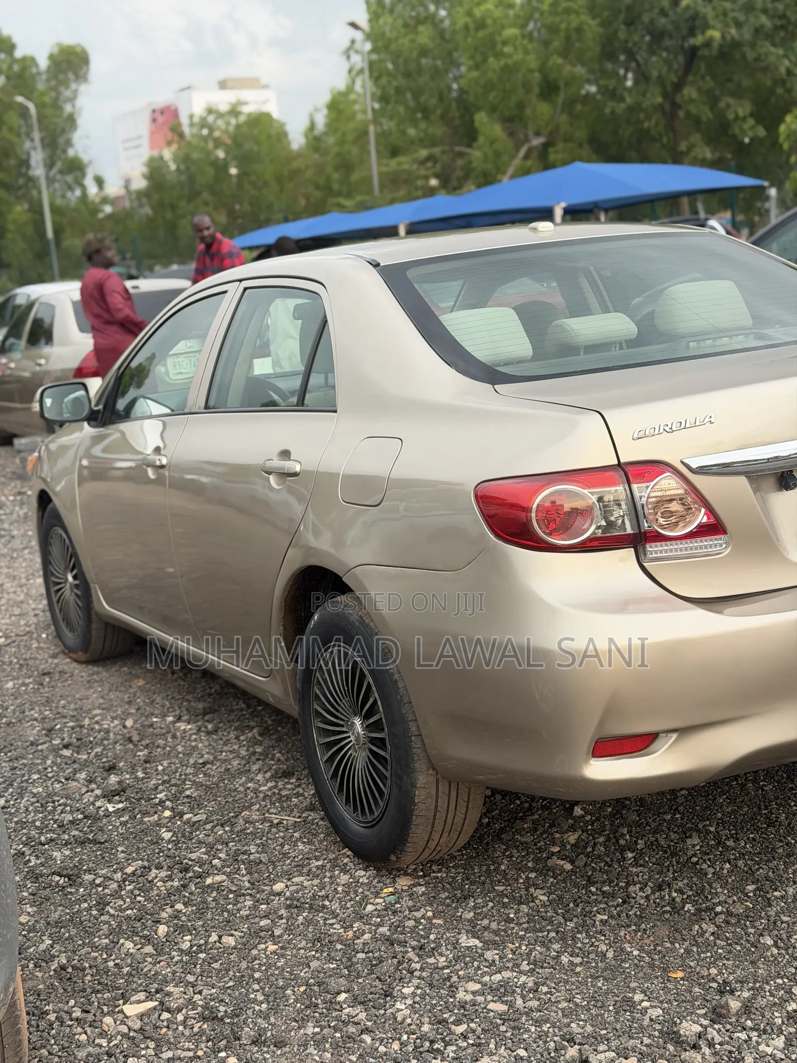 Toyota Corolla 2009 Gold