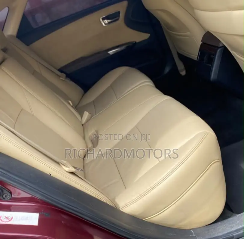 Toyota Avalon XLE Touring 4dr Sedan (3.5L 6cyl 6A) 2014 Red