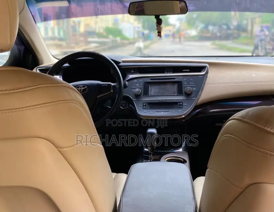 Toyota Avalon XLE Touring 4dr Sedan (3.5L 6cyl 6A) 2014 Red
