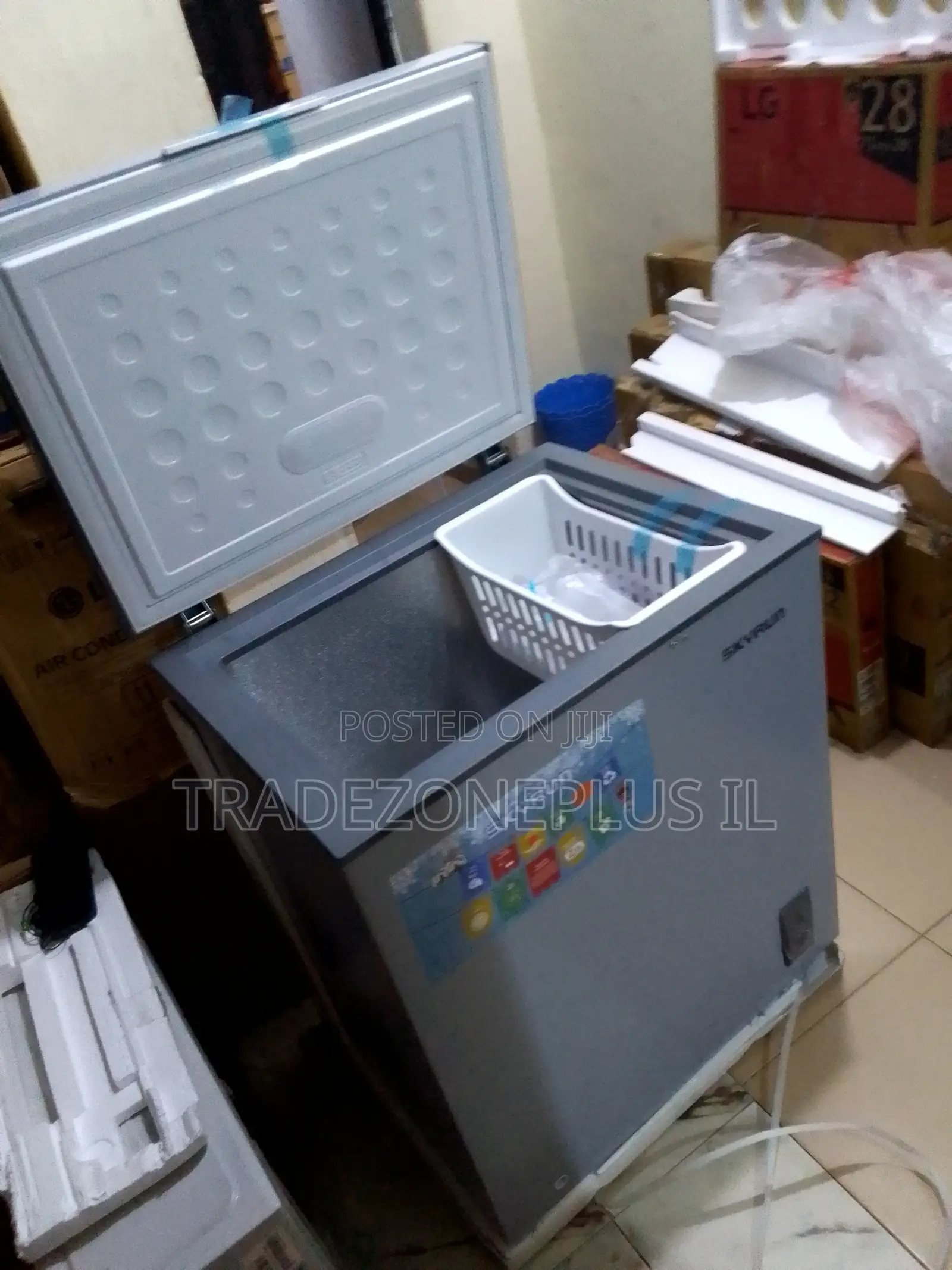 Skyrun BD-145A Deep Freezer – Built for Convenient Food Storage