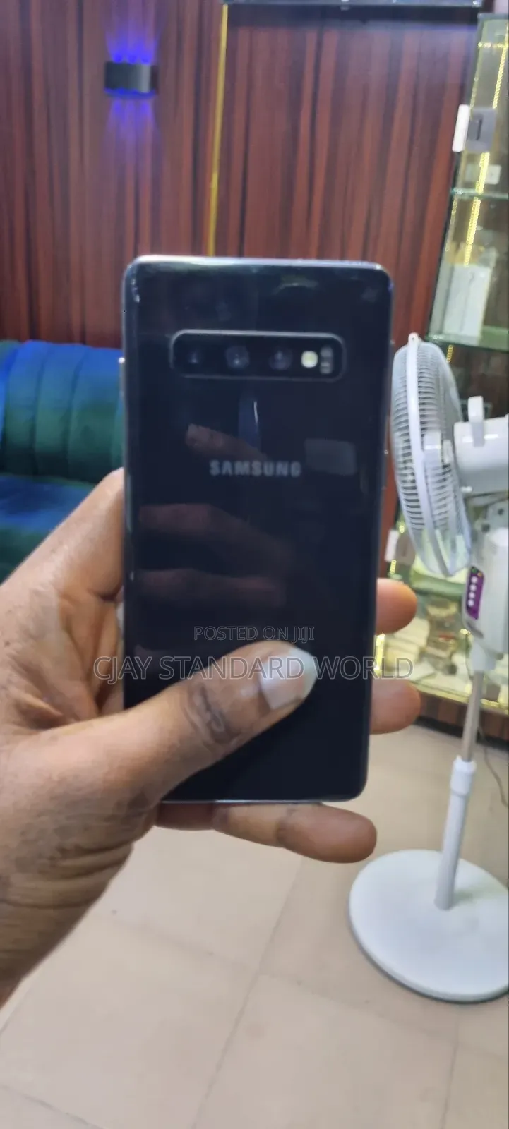 Samsung Galaxy S10 Plus 128 GB Gray