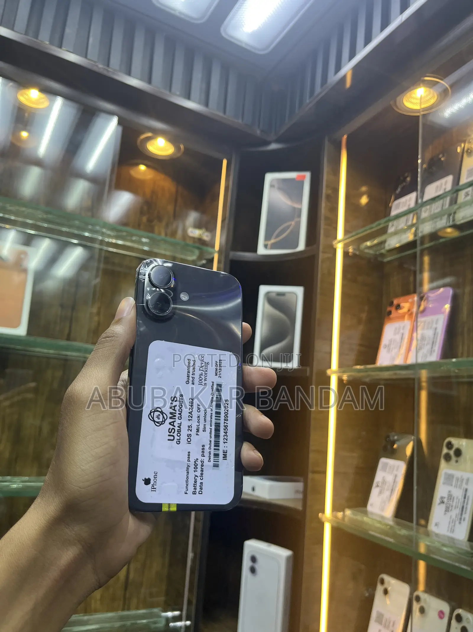New Apple iPhone 16 128 GB Black
