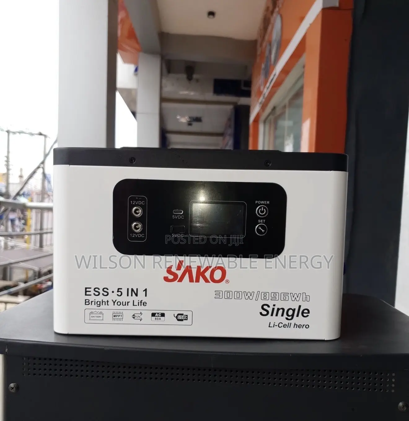 Sako 900wh/300w Output Solar Generator