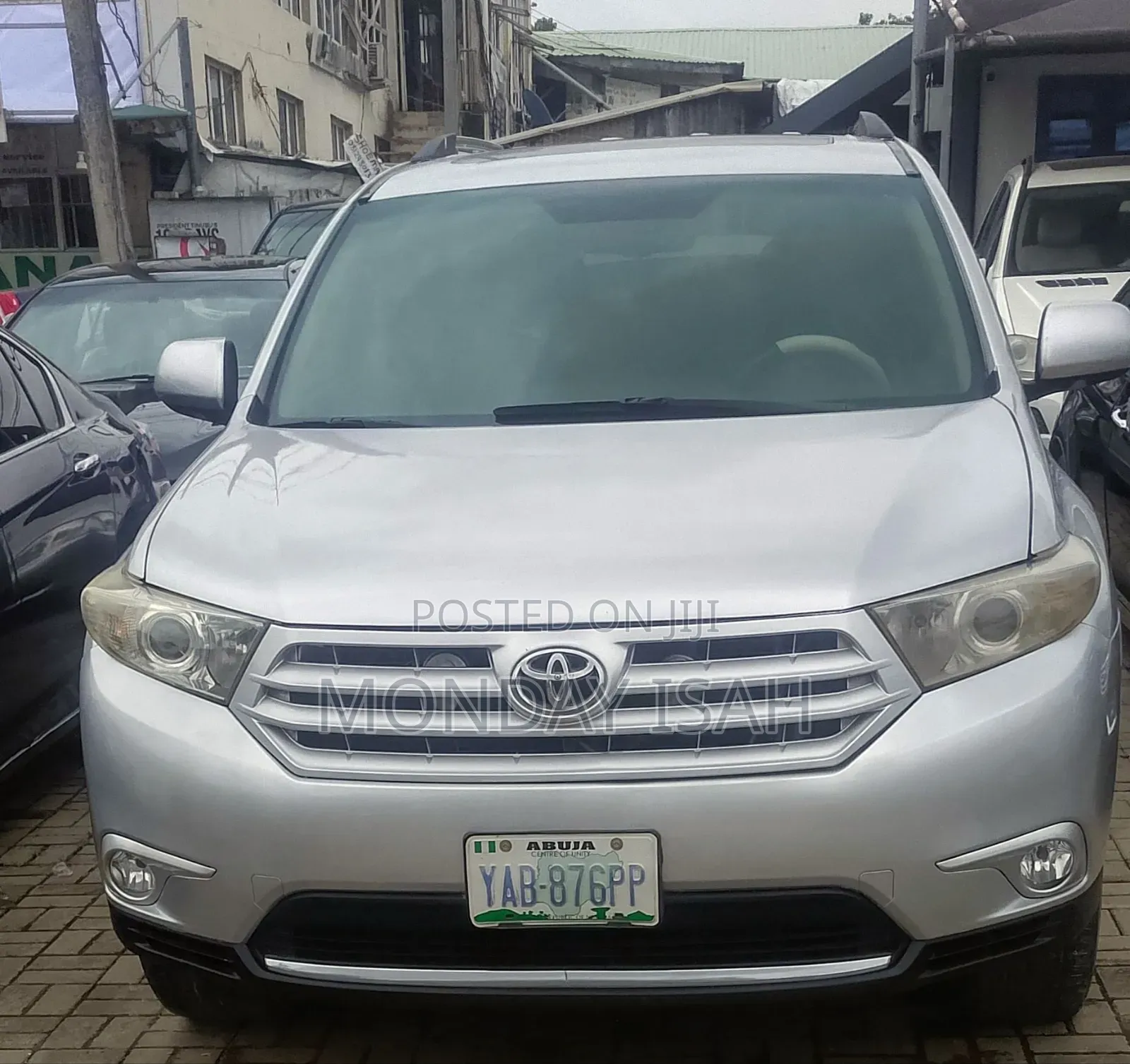 Toyota Highlander SE 2011 Silver