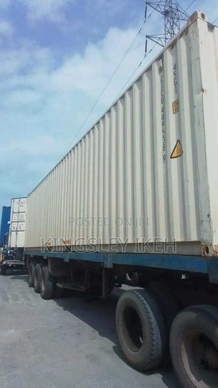 Dry Containers, Reefer Containers, and Porta Cabins
