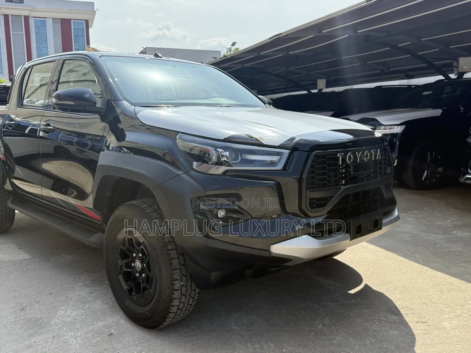 New Toyota Hilux 2026 Black