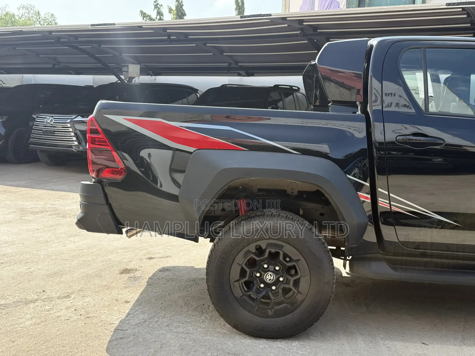 New Toyota Hilux 2026 Black