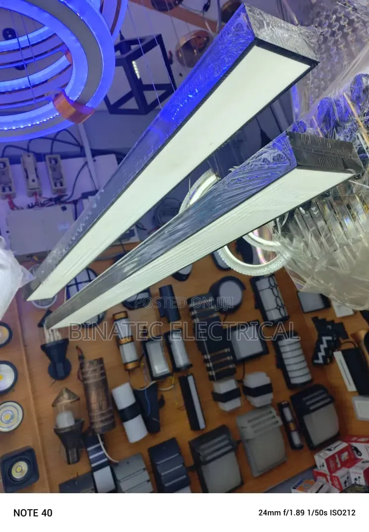 Modern Linear Drop Light – Elegant LED Pendant Ceiling Light