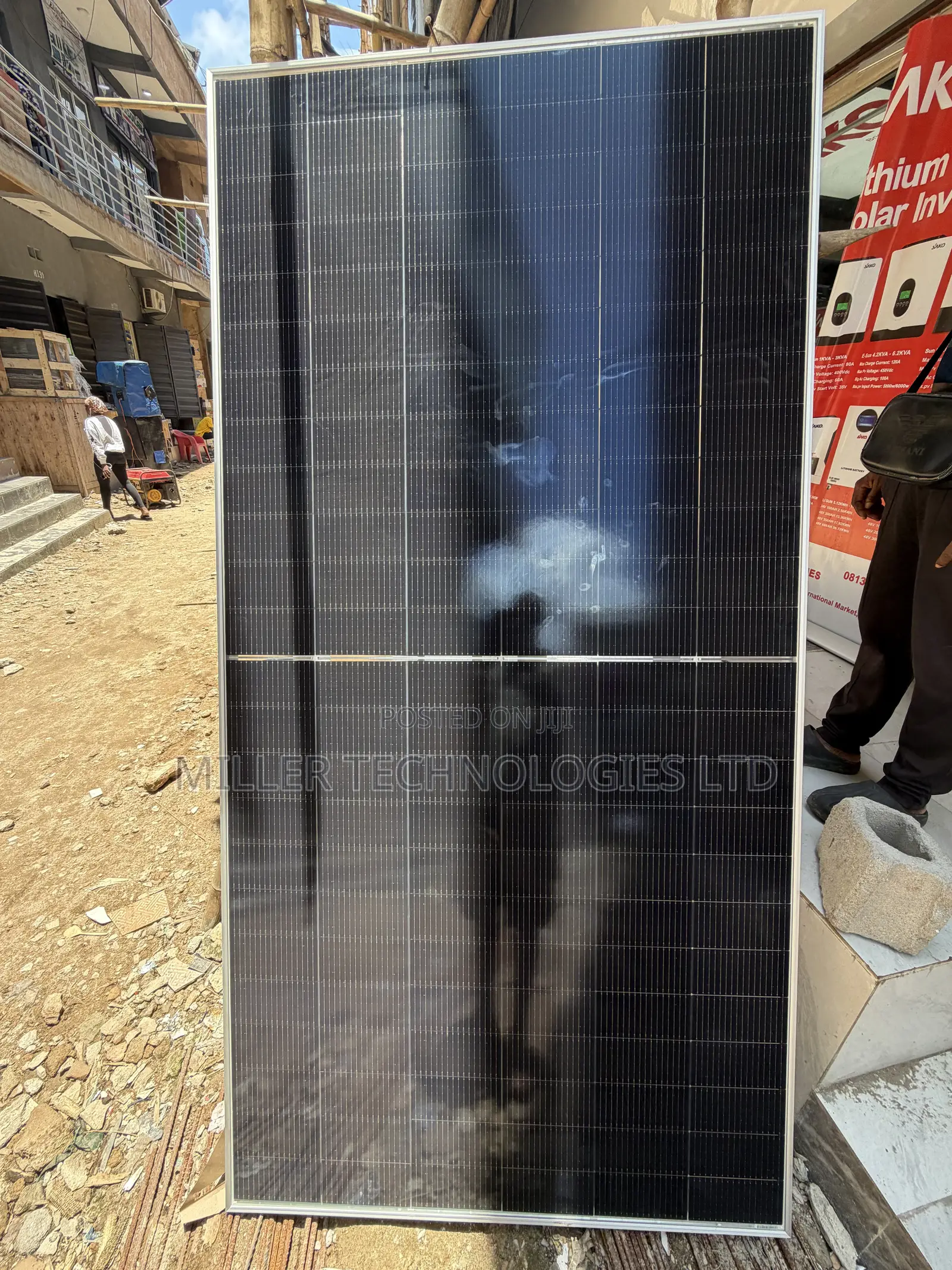 Jinko 590 Watt Solar Module – ALL GRADE a Quality
