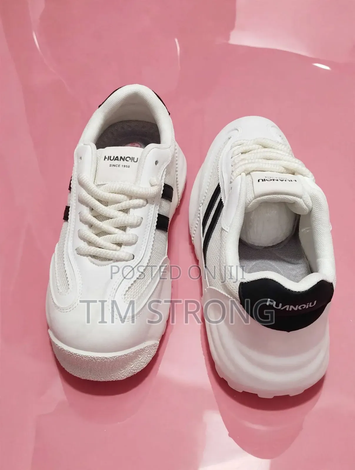 Trendy Huanqiu Sneakers - White With Black Stripes