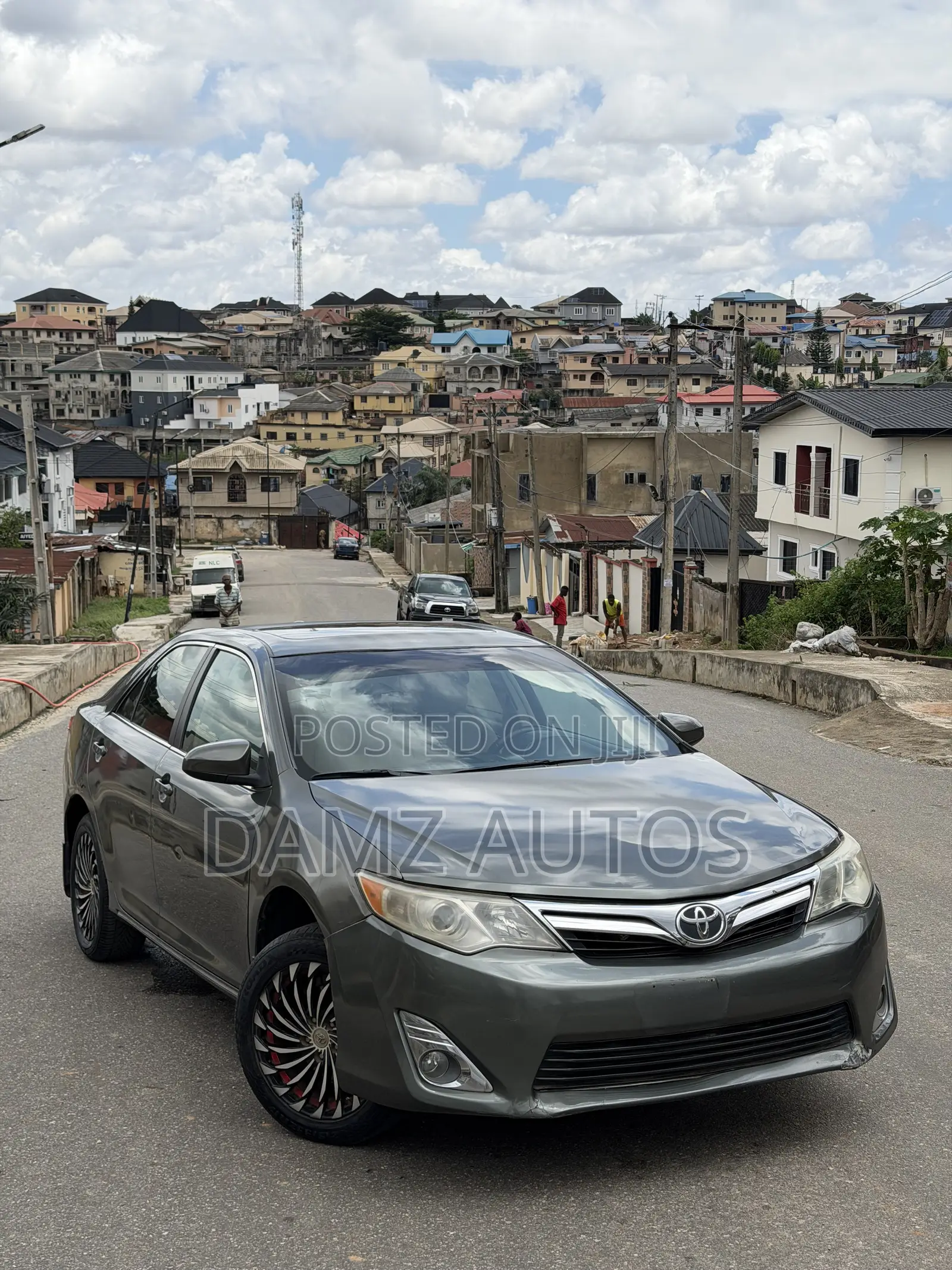 Toyota Camry XLE 4dr Sedan (2.5L 4cyl 6A) 2012 Green