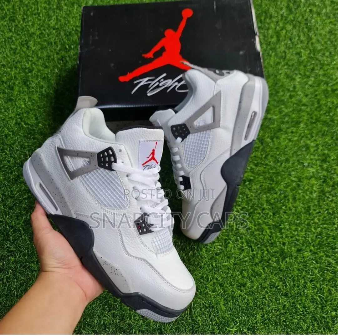 Nike Air Jordan 4