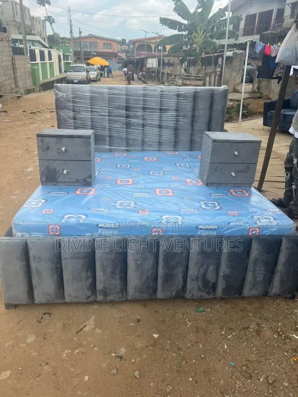 6 by 6 Bed Frame With 2 Side Drawer