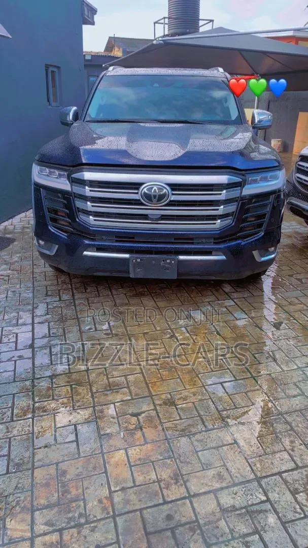 Toyota Land Cruiser 2023 Blue