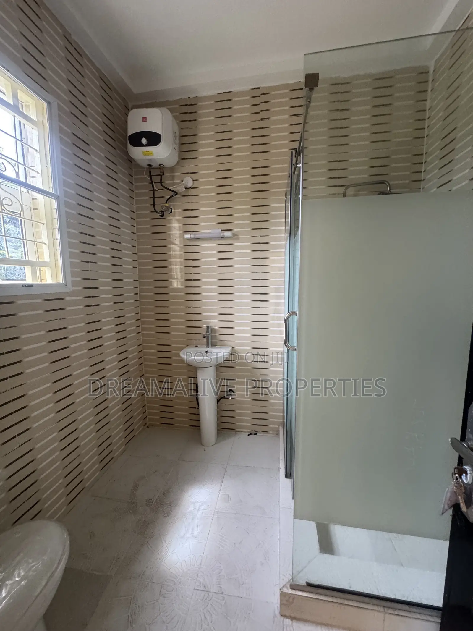 3bdrm Duplex in Gwarinpa for rent