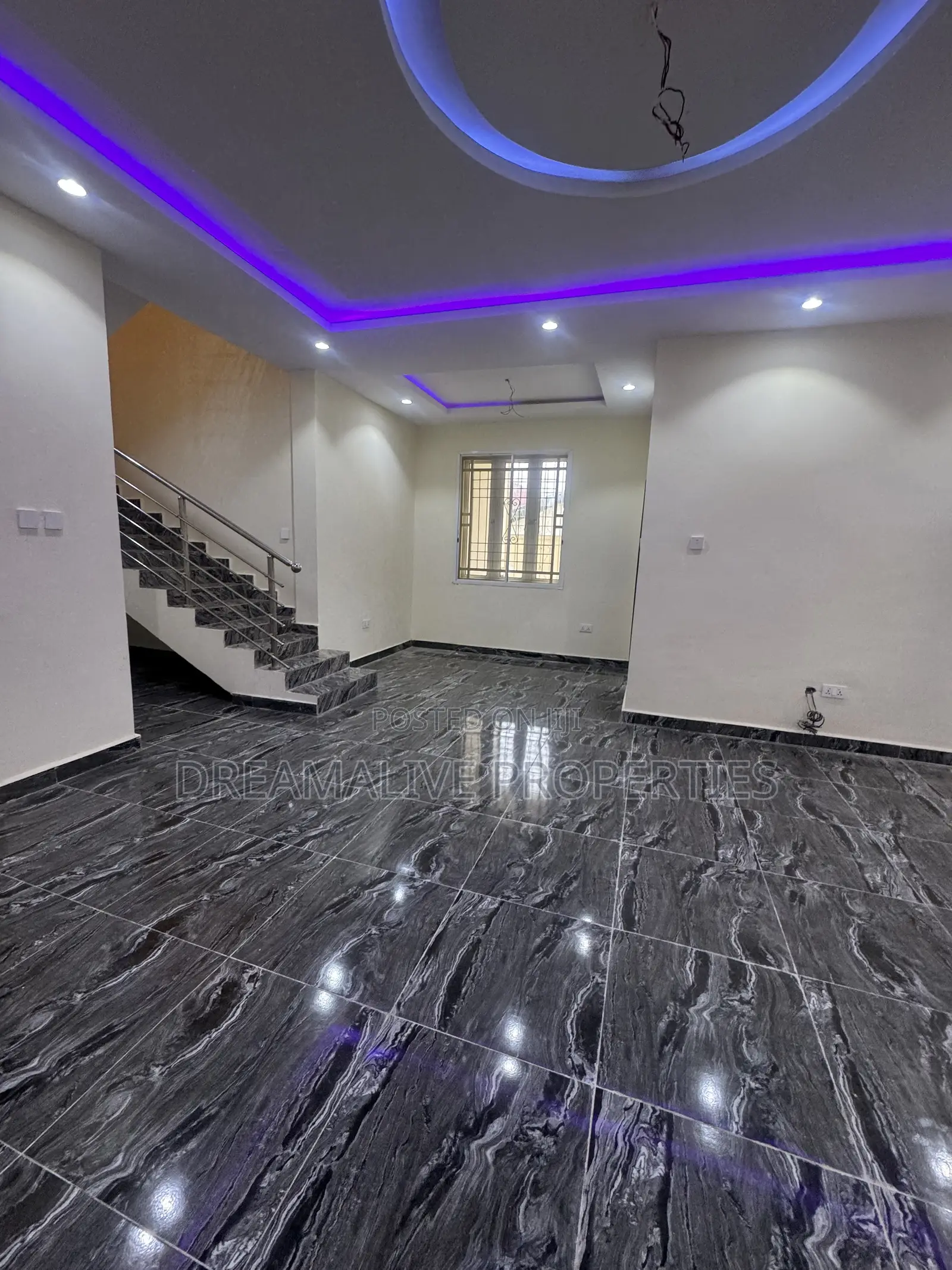 3bdrm Duplex in Gwarinpa for rent