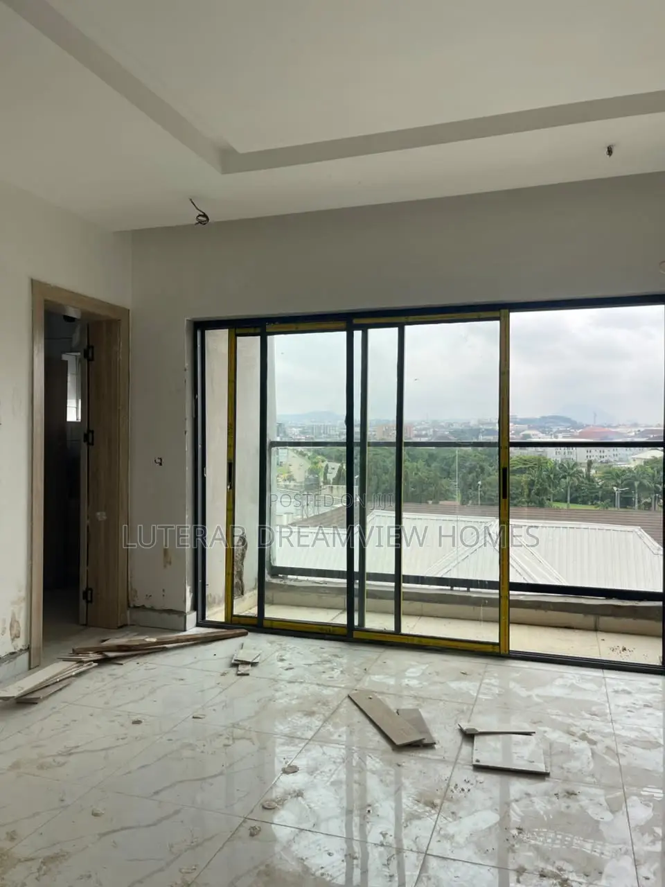 3bdrm Block of Flats in Mabushi for rent