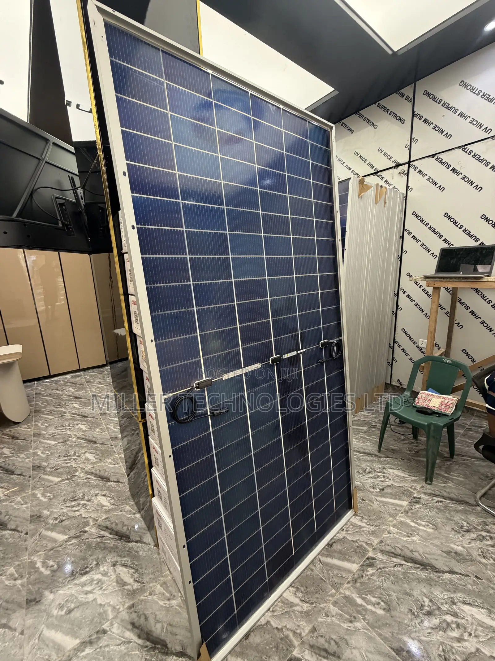 590W Solar Panel by Jinko | ALL GRADE a Original