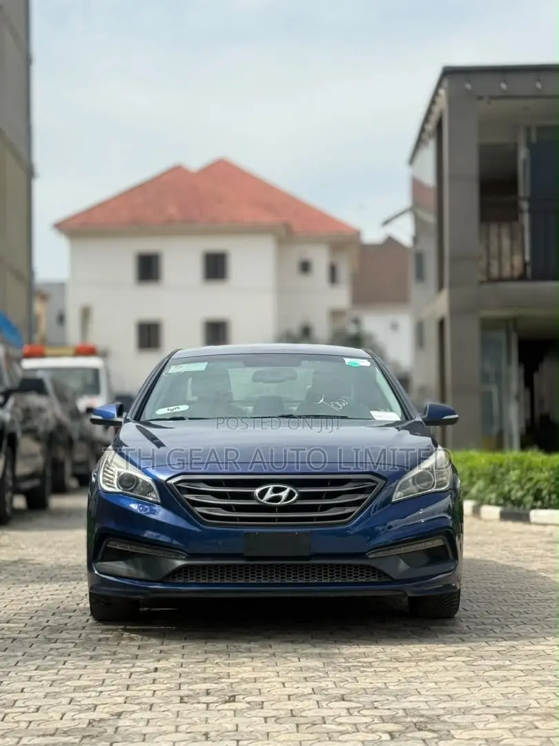 Hyundai Sonata Limited Sedan FWD (2.4L 4cyl 6A) 2016 Blue