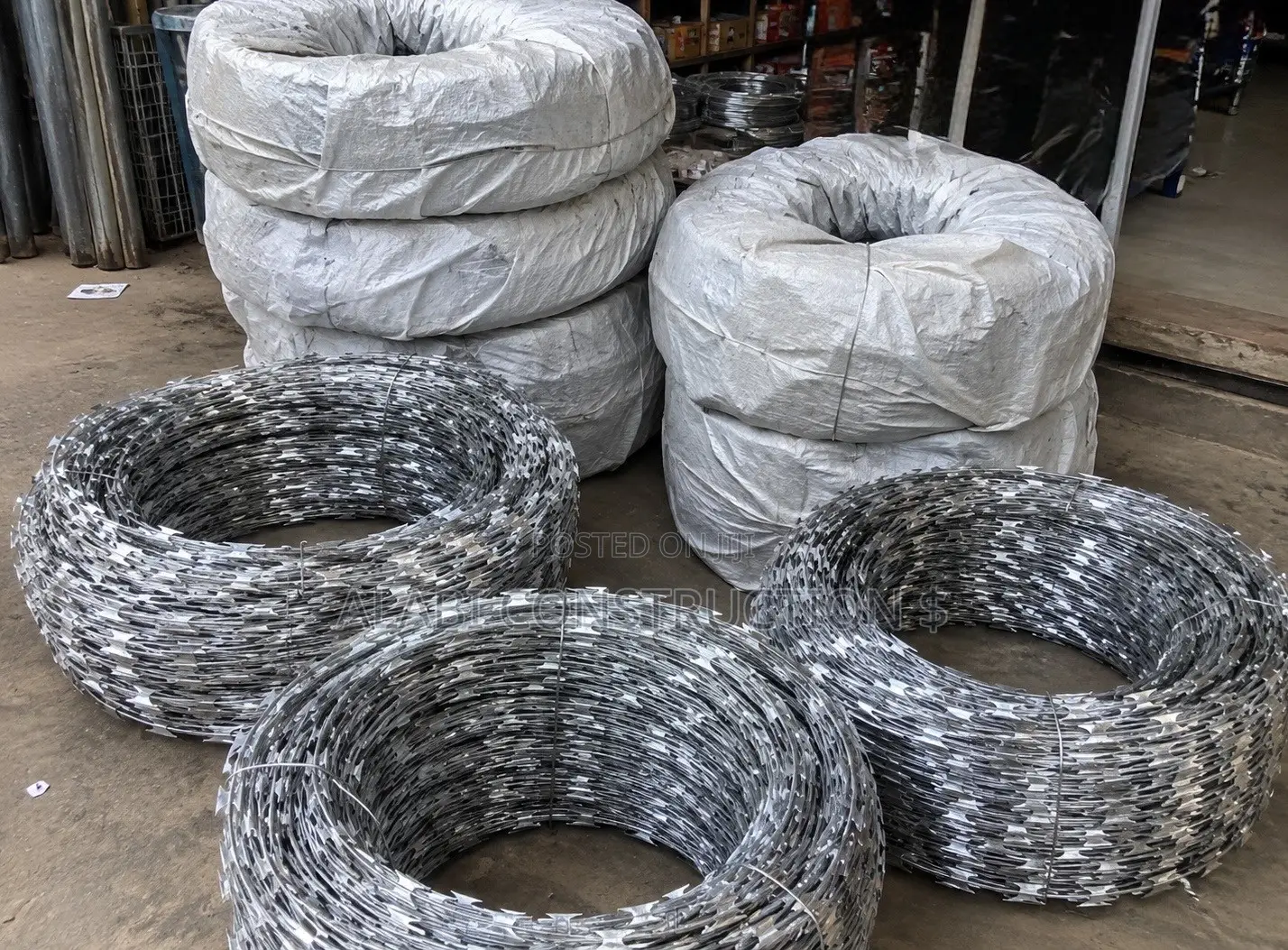 Security Fence Wire /Barbed Razor Wire for Fencing