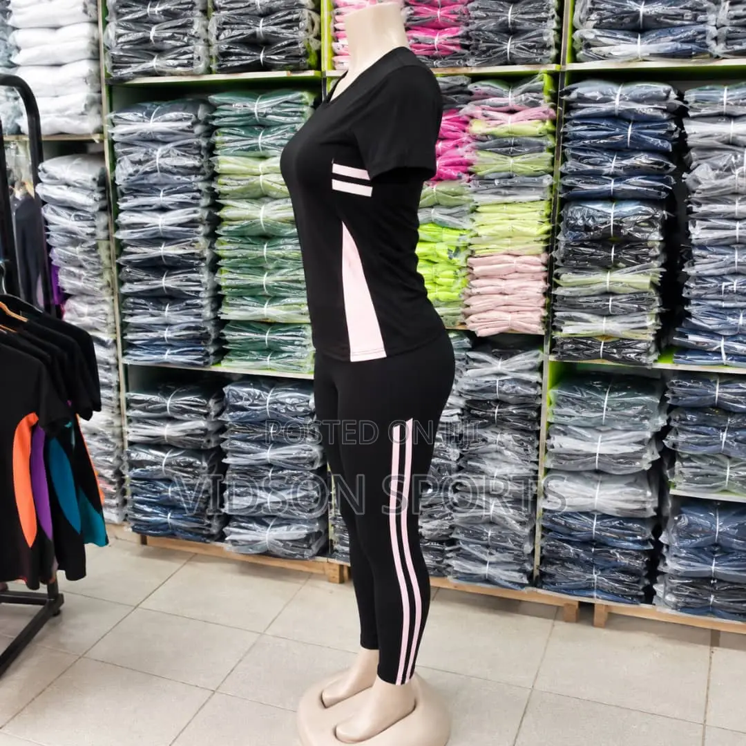 Women’s Premium Sports Two-Piece Set | Stylish Fitness Casual Wear
