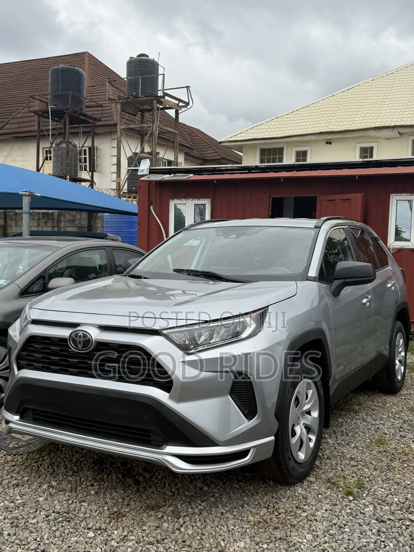 Toyota RAV4 LE FWD 2019 Silver