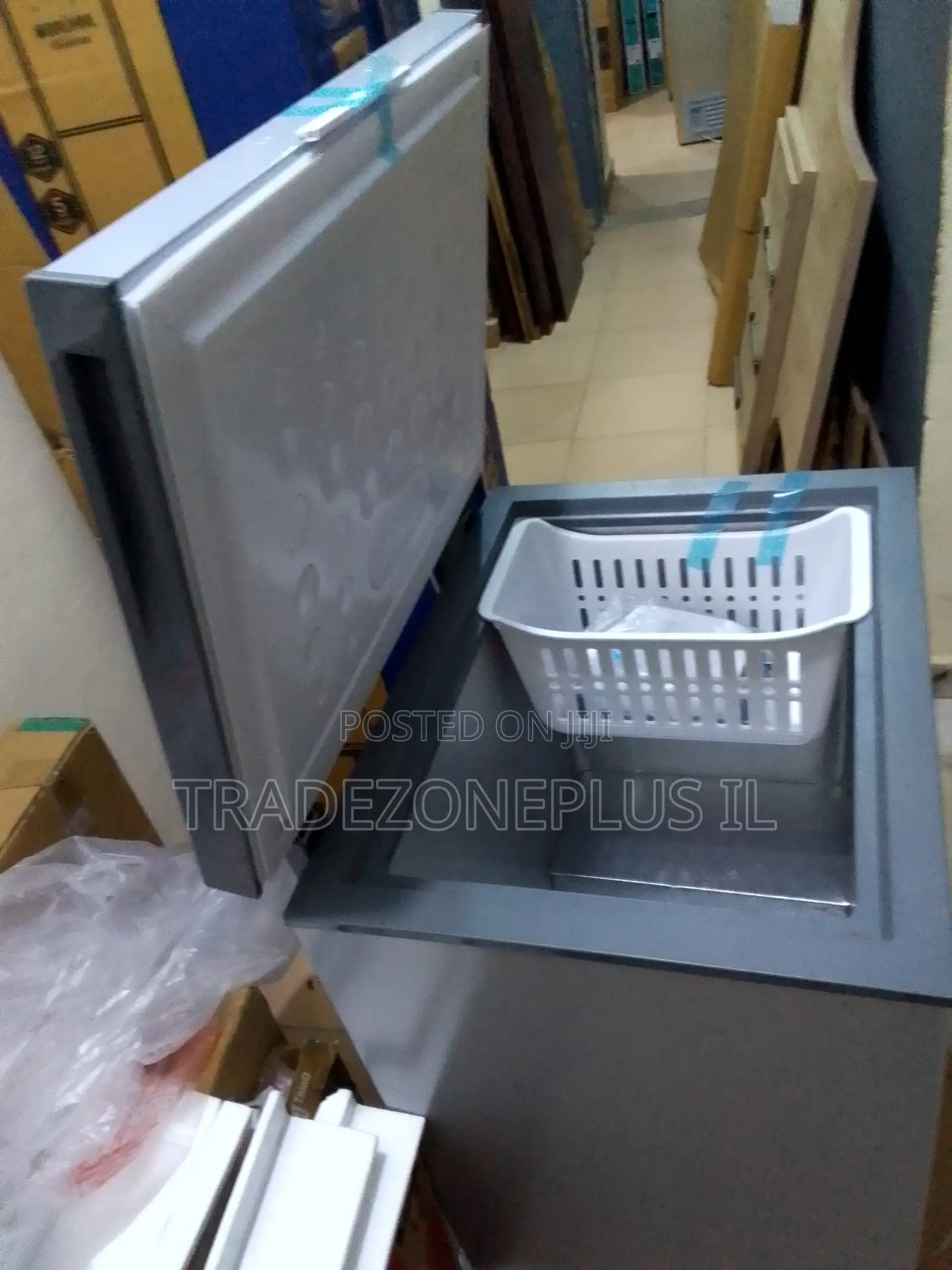 Skyrun Chest Freezer BD145 Ideal Appliance for Your Home