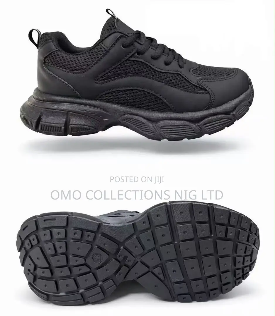 Luxurious Nike Men’s Black Chunky Sole Sneakers – Fully Boxed