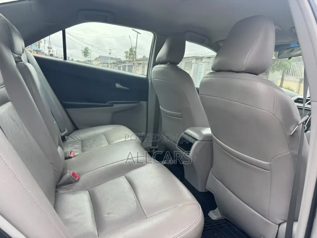 Toyota Camry 2013 Silver