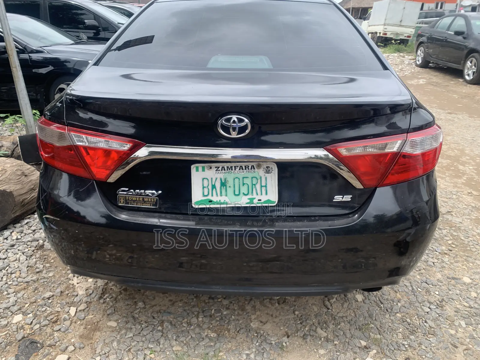 Toyota Camry SE 4dr Sedan (2.5L 4cyl 6A) 2016 Black